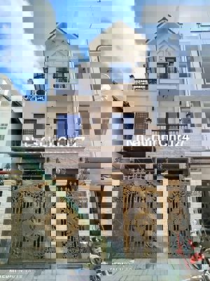 Nhà ( Ngang 6 Dài 20) KHU DÂN CƯ XÂY DỰNG ( GIÁP KDC NAM LONG)