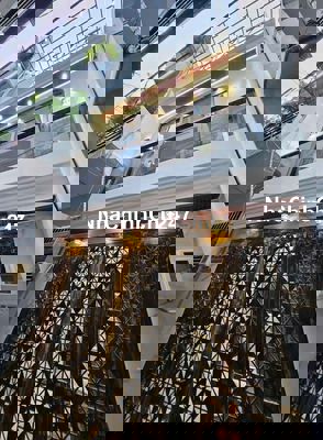 Căn nhà mới xây hẻm 1 trục ds8p11