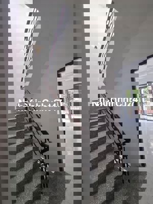 NHÀ KHU VỰC SẦM UẤT NHỘN NHỊP, BÌNH TRỊ ĐÔNG B, BÌNH TÂN