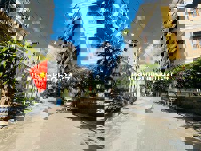 Bán Nhà 3 Tầng Đẹp, Hẻm Xe Hơi, Đường Số 7 KDC Đồng Bộ Linh Trung, SHR