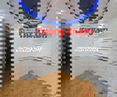 Nhà số mặt tiền ngay Đặng Văn Bi