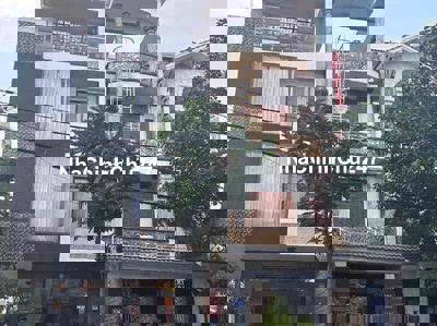 Bán khách sạn đg 57 đang kinh doanh 5*20 giá 10.5 tỷ