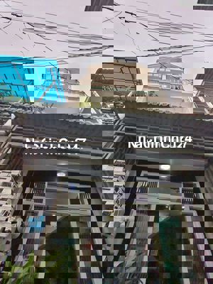 CHÍNH CHỦ NHÀ 3 TẤM 4 PHÒNG NGỦ SÂN THƯỢNG 4,5-10M SỔ HOÀN CÔNG ĐẦY ĐỦ