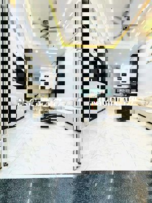 Chủ cần bán gấp nhà phố Láng Hạ, ngõ thông, VF3 cách 20m, 42m2 * 5T