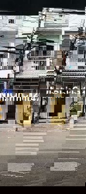 Bán nhà MT đường số 7