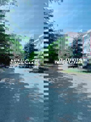 Bán căn nhà phố đường số 5 KDC 13E Phong Phú giá rẻ