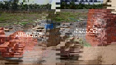 ĐẤT MẶT TIỀN ĐƯỜNG NHỰA LỚN