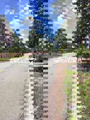 CHÍNH CHỦ BÁN LÔ ĐẤT MẶT TIỀN ĐƯỜNG 20M-KCN BÀU BÀNG - GIÁ CHỈ 890TR