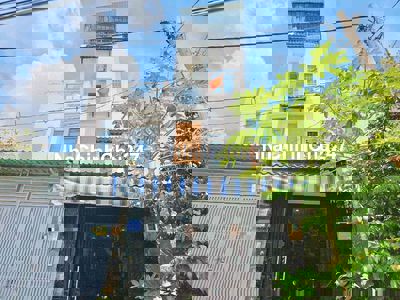 CHÍNH CHỦ BÁN NHÀ 3 LẦU NƠ TRANG LONG