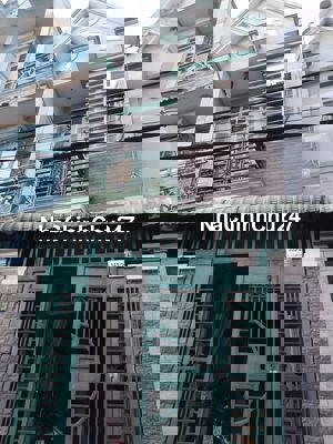 Bán nhà chính chủ gần chợ Hiệp Thành