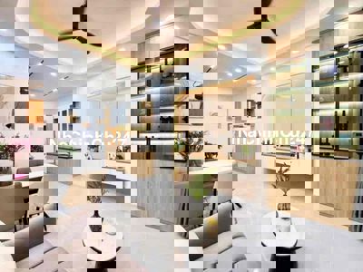 NHÀ CHÍNH CHỦ SỔ HỒNG RIÊNG CẦN BÁN GIÁ 5Tỷ530