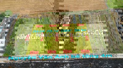 Đất thổ cư măt tiền bê tông xe hơi, đường thông, sát tiện ích