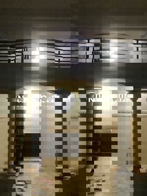 Chính chủ cho thuệ DT,3x8 giá 5,5tr/thg lầu ,HBC,TĐ