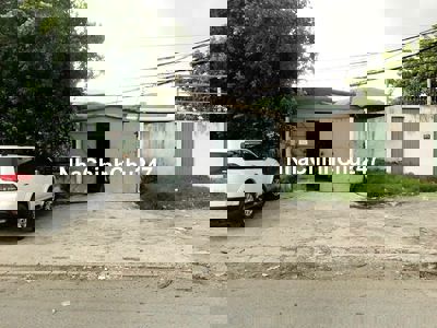 CHÍNH CHỦ NGỘP BÁN NHANH NHÀ MẶT QUẬN BÌNH TÂN 250M2 CHỈ 6 TỶ