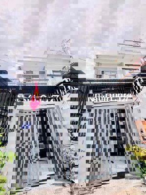 🟢Giảm 200tr  (chủ gửi) Bán nhà Tx31 DT: 4.5x14m 1 lầu hẻm ô tô Nhà đẹp