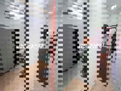 Chính Chủ Up Trống Sẵn 2 Phòng Ngủ 1WC 50m2 Nội Thất Đầy Đủ