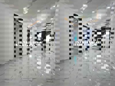 Chính chủ bán căn hộ A4 phan xích Long 66m 2pn 2wc 3ty950