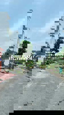 Bán căn góc 200 m2 KDC 13E Intresco giá 43 Tr/m2 view CC gần Intella