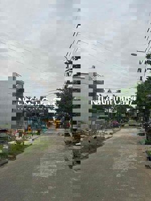 Chính chủ cần gửi bán lô đất đẹp tái định cư bx đức long- hướng đông