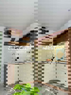 chính chủ cần bán nhà mới ae chạy bài giúp hẻm Trần Phú