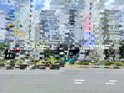 CHÍNH CHỦ CẦN BÁN MT KINH ĐANH VIP ĐA NGHỀ NGAY TTHC DĨ AN. DT 133M.