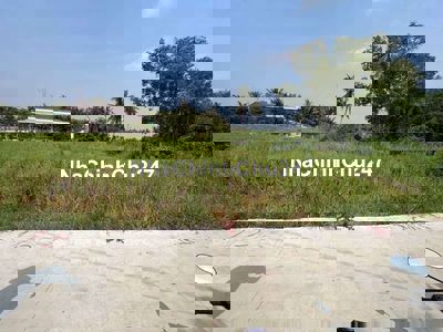 Quá rẻ, 160m2 đất thổ cư đường ô tô nguyễn vân vinh, 399tr