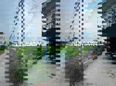 CHỦ NGỘP BANK CẦN BÁN NỀN ĐẤT MẶT TIÈN ĐƯỜNG Ô TÔ