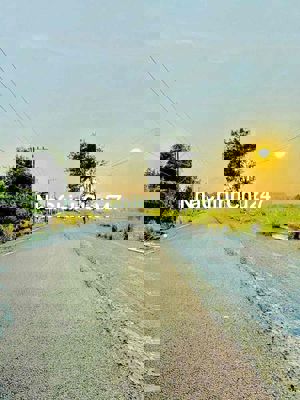 bán đất mặt tiền đường 32m giá ngộp