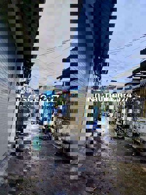 Nhà Thới Tam Thôn Hóc môn, chính chủ ở lâu năm cần bán gấp