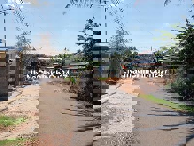 2 sào 500m thổ cư 33m mặt tiền phường 1 Bảo Lộc.