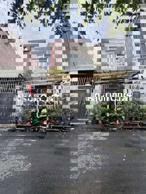 NHÀ CHÍNH CHỦ GIÁ 1TY70 THÀNH PHỐ THỦ ĐỨC