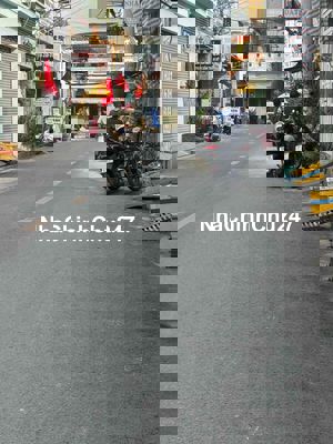 Bán đất ph Hiệp thành Q12 DT 4.5m X14m Thổ cư 100/%  Giá 3 ty490