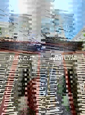 Chủ gửi bán nhà 1 trệt 1 lầu ở HƯNG LONG 1T060TR