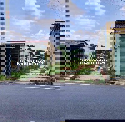 Cần tiền chữa bệnh buộc phải bán nền 113m2 SHR Cần Đước, Đ.Chu Văn An