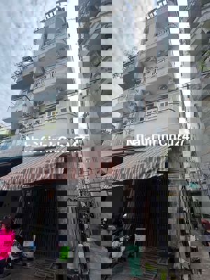 chính chủ bán nhà 26 Nguyễn Văn Giai Q1, 4.5x18 5 tầng, chỉ 18 tỷ