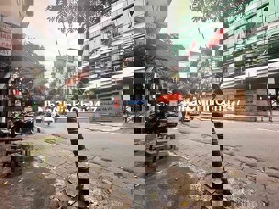 Chủ Nhà nhờ bán căn nhà mặt phố Hồng Mai, ô tô đô