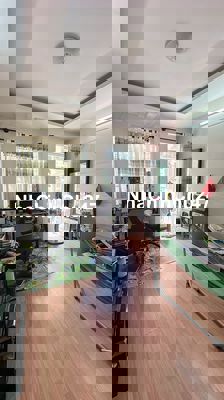 Bán nhà mặt tiền kinh doanh, ngay Nhà Ga T3, gần ETOWN, 86m2.