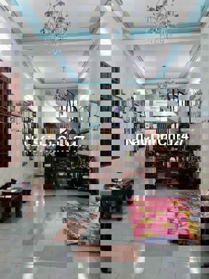 BÁN NHÀ 3 TẦNG MẶT TIỀN ĐỖ XUÂN HỢP PHƯỜNG PHƯỚC LONG B, QUẬN 9