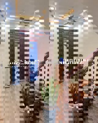 Mình chính chủ cần bán luôn ạ