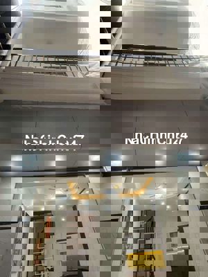 Chính chủ Bán nhà Trần Khát Chân, căn góc, ô tô 10m. Dt40m, giá 6,5 tỷ