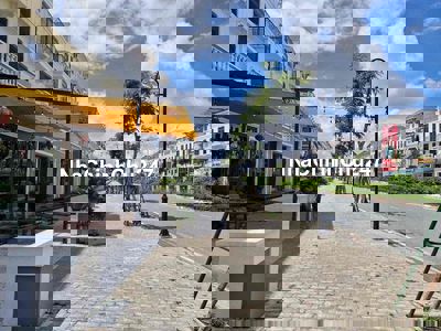 Chính chủ gửi bán nhà kinh doanh thị trấn Hậu Nghĩa - Long An