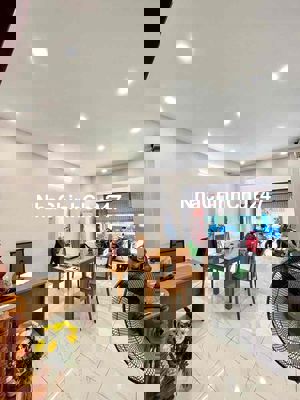 TÂN SƠN NHÌ TÂN PHÚ GIÁP BÀU CÁT GẦN GA T3 HẺM 8M THÔNG  4 TẦNG BTCT 8