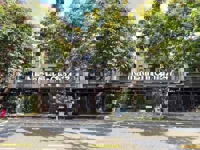 Chính chủ cần tiền bán gấp nhà phố vườn 1 trệt 2 lầu khu AQUA