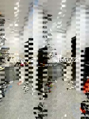 có 1 không 2: hẻm Xe hơi 5 pn, ngay chợ Bình Triệu 4x15 nhỉnh 5.6 tỷ