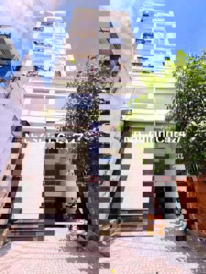 Toà CHDV 6 Tầng Ngay Cầu Tham Lương - Giáp Tân Bình - Ngang 6 - 120m2