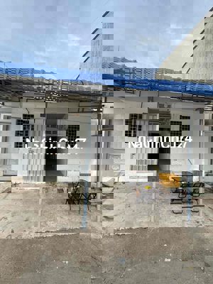 bán Nhà Trọ 9 phòng , nở hậu 9.6 m dài 27 full thổ cư, sổ hồng