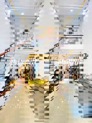 Nhà đường A12 Phạm Ngũ Lão - Cách ngã 6 2,5km