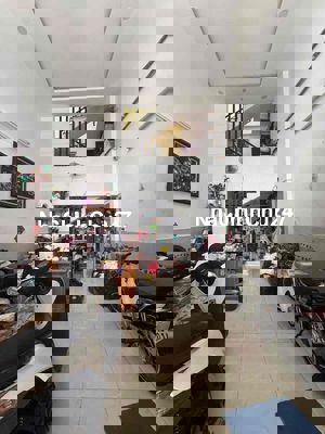 CHỦ NHÀ GỮI BÁN GẤP CĂN NHÀ HẺM XE HƠI ĐƯỜNG TÂN KỲ TÂN QUÝ GIÁ 4 TỶ 7