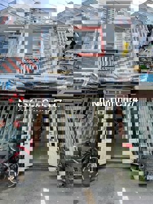 Nhà mặt tiền hẻm ôtô 🚘 5m, gần Chợ Minh Phát, Ngã Tư Ga, Q.12