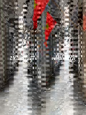 CẦN BÁN NHÀ ĐẤT CHÍNH CHỦ – GẦN HỌC VIỆN CẢNH SÁT NHÂN DÂN